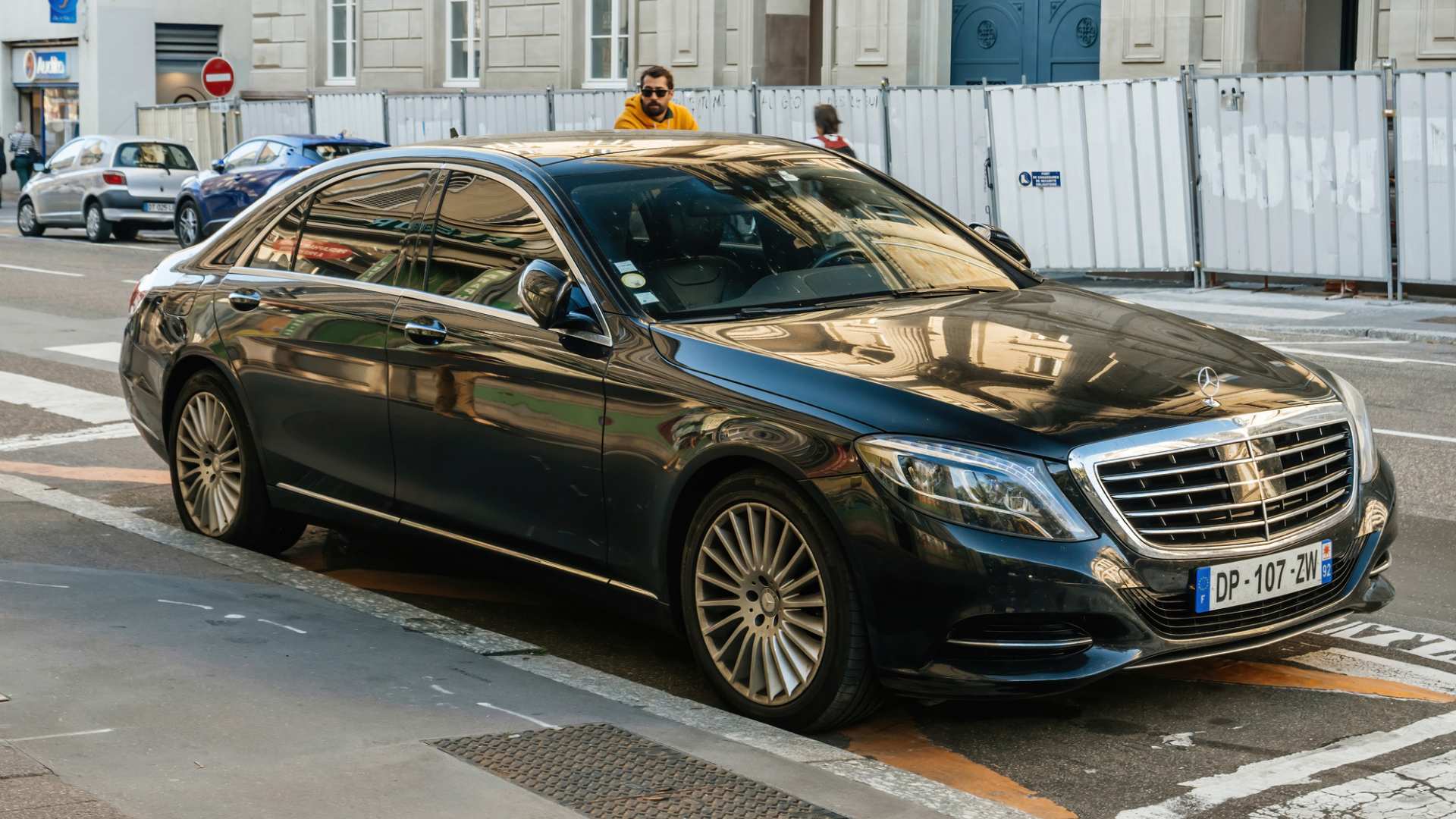 enhance your brass rail experience with luxury limos