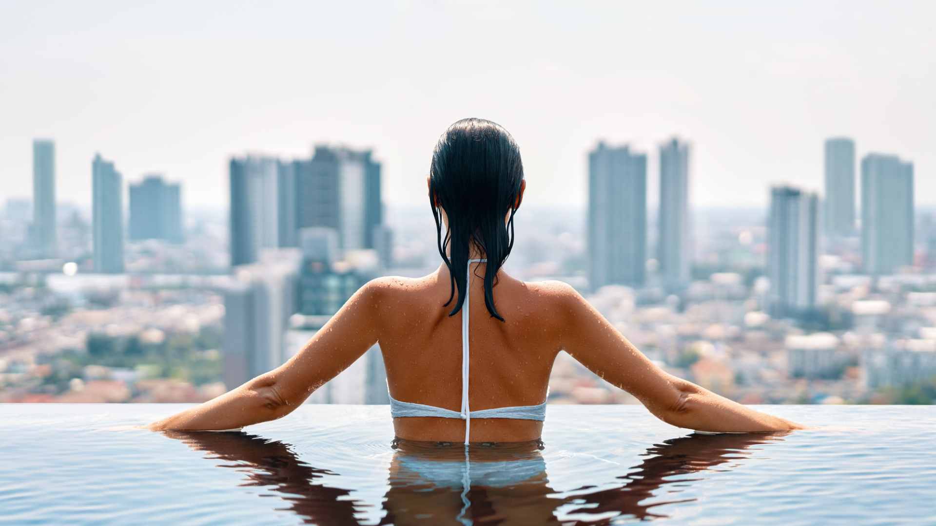 Discover Toronto's Daylife Epicenter and Social Hotspot