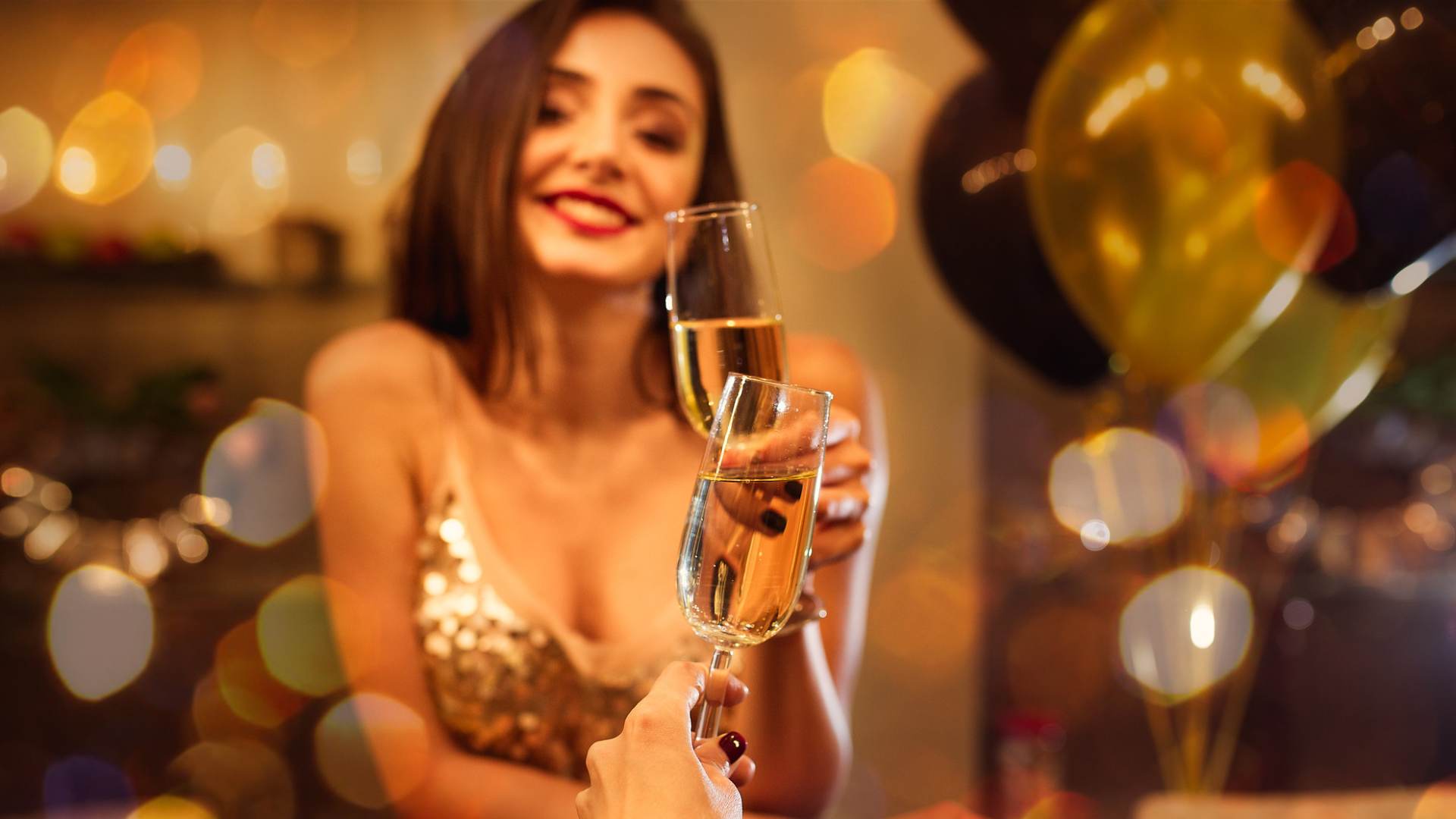 Embark on a Gastronomic Voyage at Soluna Nightclub