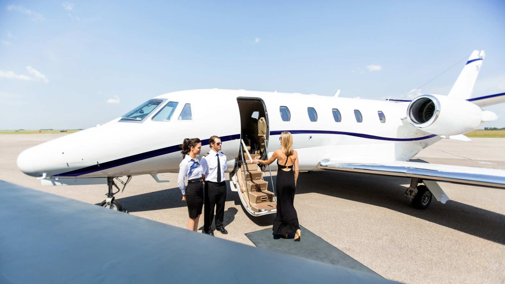 Check Out The Luxury Limos Difference